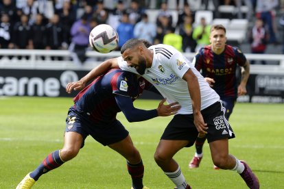 Burgos CF-Levante UD. TOMÁS ALONSO