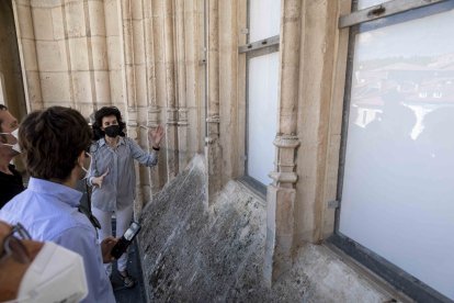 Se realizará una doble intervención: restauración de las piezas y trabajo de conservación para evitar su deterioro una vez que se instalen en el lugar donde estuvieron hasta hace 200 años.