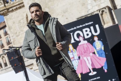 Pasarela de Moda en Burgos (MOBU). SANTI OTERO