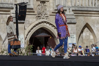 Pasarela de Moda en Burgos (MOBU). SANTI OTERO