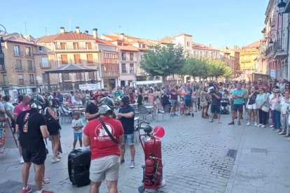 Los bomberos aseguran que no han podido ayudar a Arlanza por la falta de medios