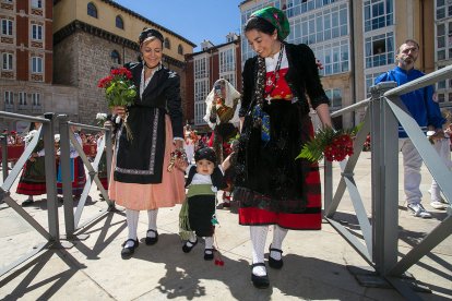 Celebración de la Ofrenda Floral en el día grande de las fiestas de San Pedro y San Pablo 2022. TOMÁS ALONSO