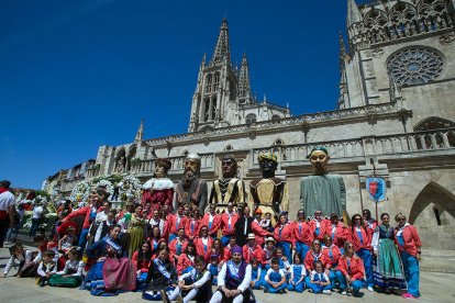 Celebración de la Ofrenda Floral en el día grande de las fiestas de San Pedro y San Pablo 2022. TOMÁS ALONSO