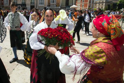 Celebración de la Ofrenda Floral en el día grande de las fiestas de San Pedro y San Pablo 2022. TOMÁS ALONSO