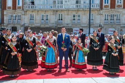 Celebración de la Ofrenda Floral en el día grande de las fiestas de San Pedro y San Pablo 2022. TOMÁS ALONSO