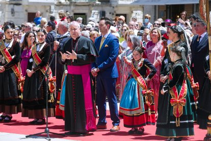 Celebración de la Ofrenda Floral en el día grande de las fiestas de San Pedro y San Pablo 2022. TOMÁS ALONSO