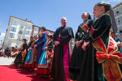 Celebración de la Ofrenda Floral en el día grande de las fiestas de San Pedro y San Pablo 2022. TOMÁS ALONSO