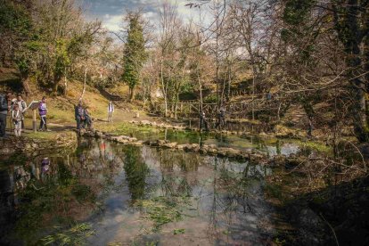 La afluencia de turistas también se deja notar en esta comarca con la que la naturaleza ha sido generosa. FOTO: © Daniel López García