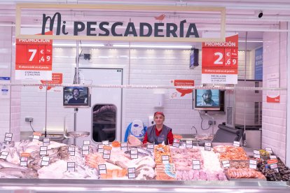 El despacho de productos frescos será una de las grandes novedades de los nuevos supermercados Alcampo.