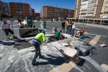 Imagen del pasado verano de las catas en la plaza Santiago. TOMÁS ALONSO