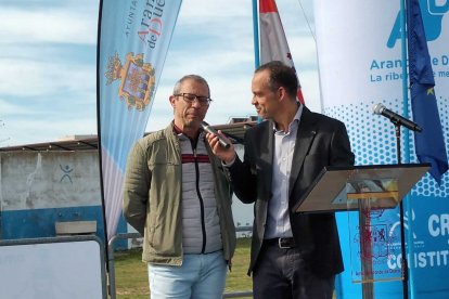 El concejal, Carlos Fernández, se mostró muy emocionado