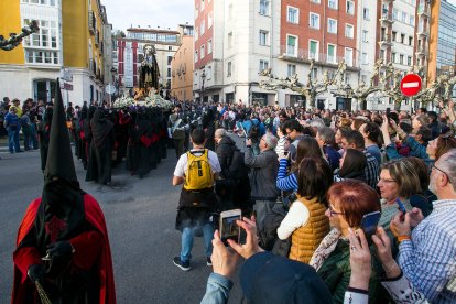 Instante de la procesión de Nuestra Señora de la Soledad. TOMÁS ALONSO