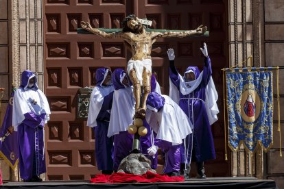 Desenclavo del Santísimo Cristo de Burgos. SANTI OTERO