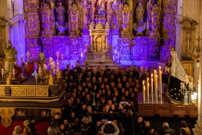 <p>Acto de exaltación de los pasos titulares de la Cofradía de la Coronación de Espinas, Cristo Rey y Nuestra Señora del Amor Hermoso. ÁGUEDA VICARIO</p>