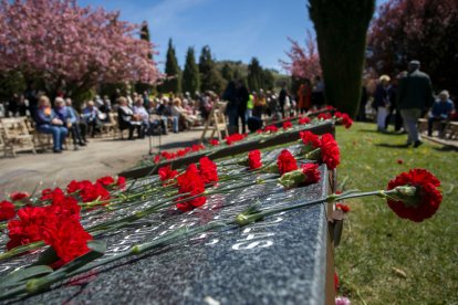 Inauguración del memorial por las víctimas del franquismo en el cementerio de Burgos. TOMÁS ALONSO