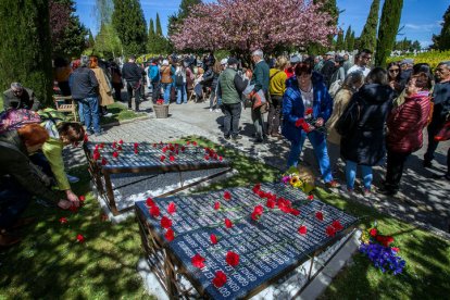 Inauguración del memorial por las víctimas del franquismo en el cementerio de Burgos. TOMÁS ALONSO