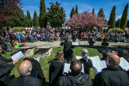 Inauguración del memorial por las víctimas del franquismo en el cementerio de Burgos. TOMÁS ALONSO