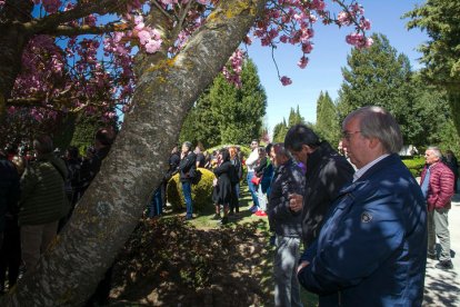 Inauguración del memorial por las víctimas del franquismo en el cementerio de Burgos. TOMÁS ALONSO