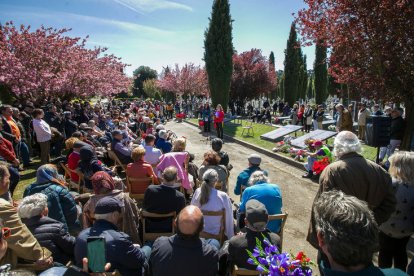 Inauguración del memorial por las víctimas del franquismo en el cementerio de Burgos. TOMÁS ALONSO