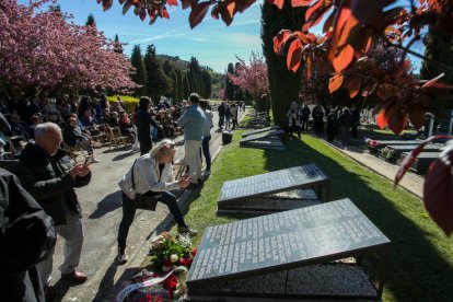 Inauguración del memorial por las víctimas del franquismo en el cementerio de Burgos. TOMÁS ALONSO