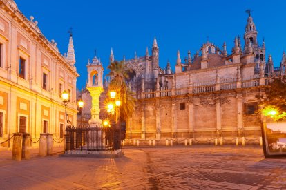Plaza del Triunfo, Catedral de Sevilla.