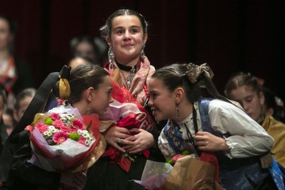 La ceremonia celebrada en el Principal sirvió para entronizar a la nueva corte de los Sampedros,