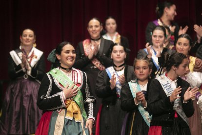La ceremonia celebrada en el Principal sirvió para entronizar a la nueva corte de los Sampedros,