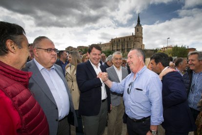 El presidente de la Junta, Alfonso Fernández Mañueco, ha inaugurado la Feria Nacional de Maquinaria Agrícola de Lerma.