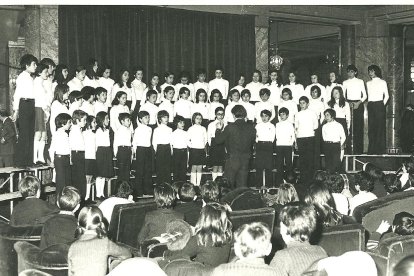 Primera actuación del Orfeón Burgalés infantil hace 51 años.