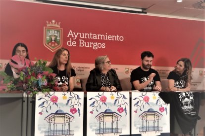 Un momento de la rueda de prensa de presentación de la Fiesta de las Flores.