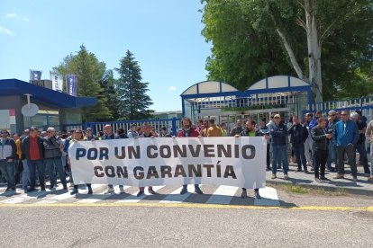 Los sindicatos piden un convenio con garantías