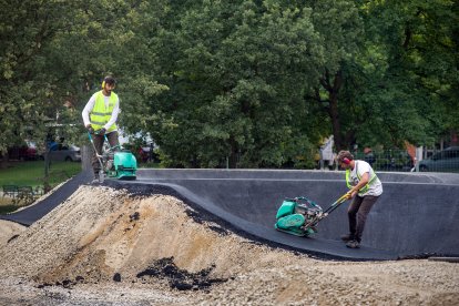 Vista de las obras de la nueva zona deportiva en el parque Buenavista.