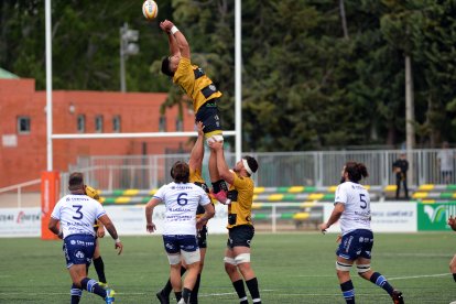 Imagen del último encuentro de la temporada en San Amaro.