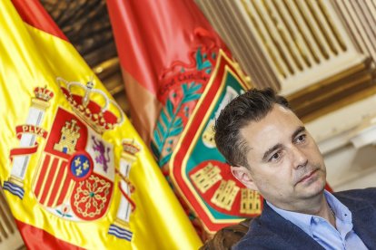 El alcalde en funciones, Daniel de la Rosa (PSOE), durante la entrevista.