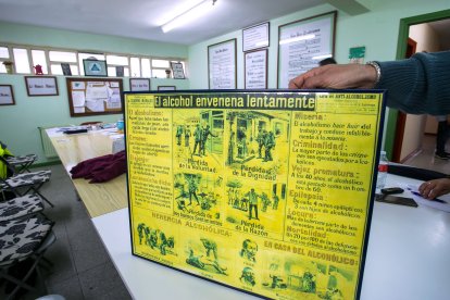 Cartel antiguo de la entidad.