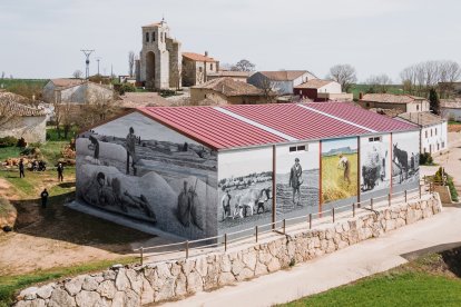 Nuevos murales creados por Christian Sasa en la provincia y la capital.