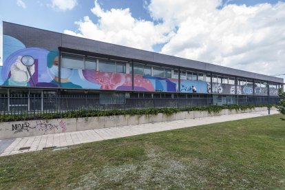 Nuevos murales creados por Christian Sasa en la provincia y la capital.
