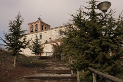 Subida a la iglesia de San Pedro de Cátedra