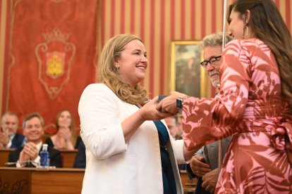 Ayala toma posesión de su condición de concejal del Ayuntamiento de Burgos.