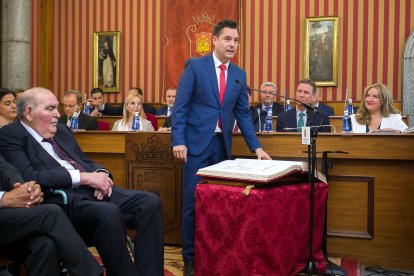 Instante de la toma de posesión de la nueva Corporación municipal.