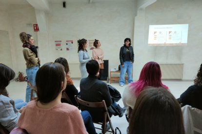 Instante de una de las sesiones de La Escuela Conecta.