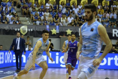 Imagen del partido entre el Hereda San Pablo Burgos y el Zunder Palencia.