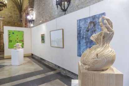 Recorrido virtual por las obras de 34 reconocidos artistas burgaleses en el campo de la pintura y la escultura.