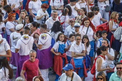 Pregón de las fiestas, Himno a Burgos, accidentado chupinazo y lanzamiento de la bota, Burgos está en fiestas.