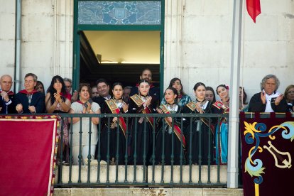 Vera Martínez (Peña Los Felices) fue la pregonera en un evento en el que se estrenaba la globada y el primer baile en fiestas de Gigantillos y Gigantones