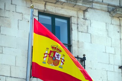 Vera Martínez (Peña Los Felices) fue la pregonera en un evento en el que se estrenaba la globada y el primer baile en fiestas de Gigantillos y Gigantones