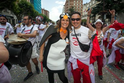 Cabalgata de peñas en las fiestas de San Pedro 2023.