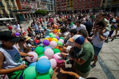 Globada infantil en la Plaza Mayor.