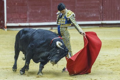 Emilio de Justo cortó dos orejas.