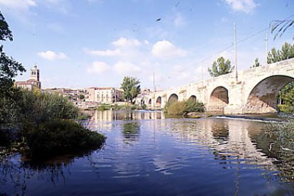 Puente romano de Tordómar